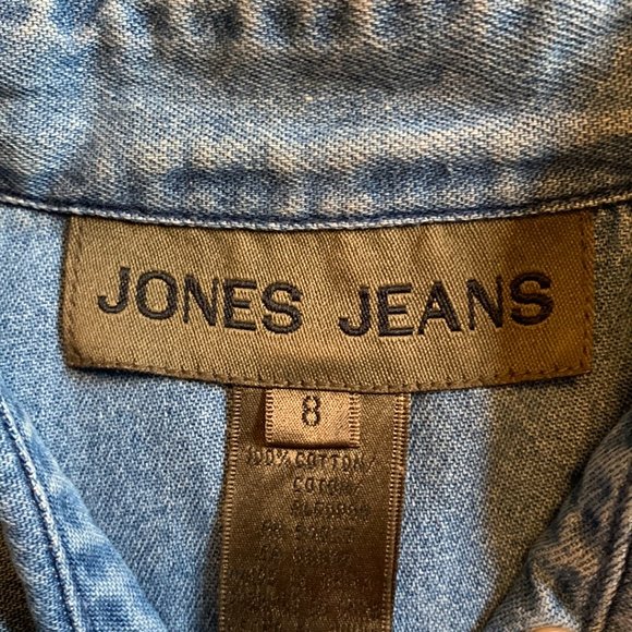 Jones Jeans Wormens Light Wash Blue Denim Button Up Shirt Size 8 - Picture 4 of 6